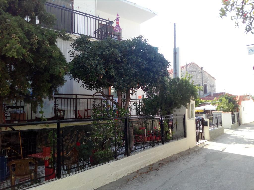 Arleta'S Sunny Guesthouse Prínos Zewnętrze zdjęcie